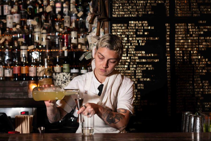 Experience the Magic of World-Class Cocktails in Sydney Most Renowned Bars